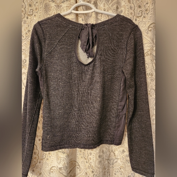 Lululemom - Picture 2 of 2